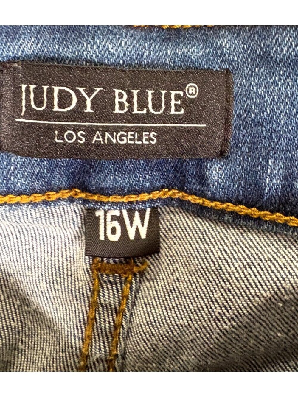Judy Blue Cropped Fit Distressed Jeans Size 16W - Picture 8 of 9